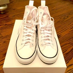 Common projects sneakers